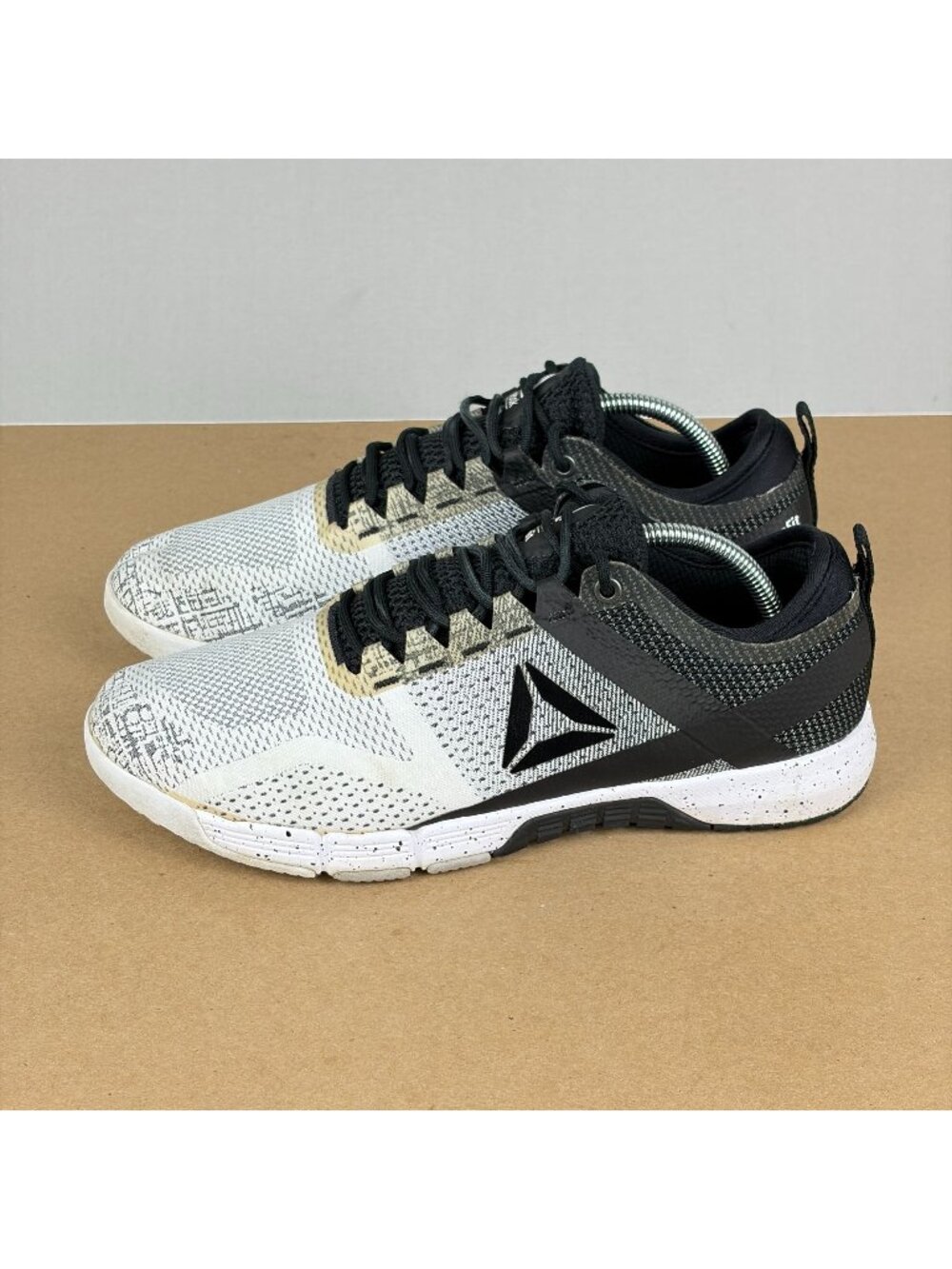 Reebok Crossfit Grace TR Athletic Shoes Womens 8 Black White Low Top Lace Up